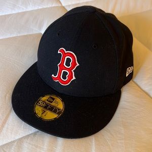 Boston Red Sox flat bill 59Fifty New Era hat. 7 5/8. New with Tags. Never worn.